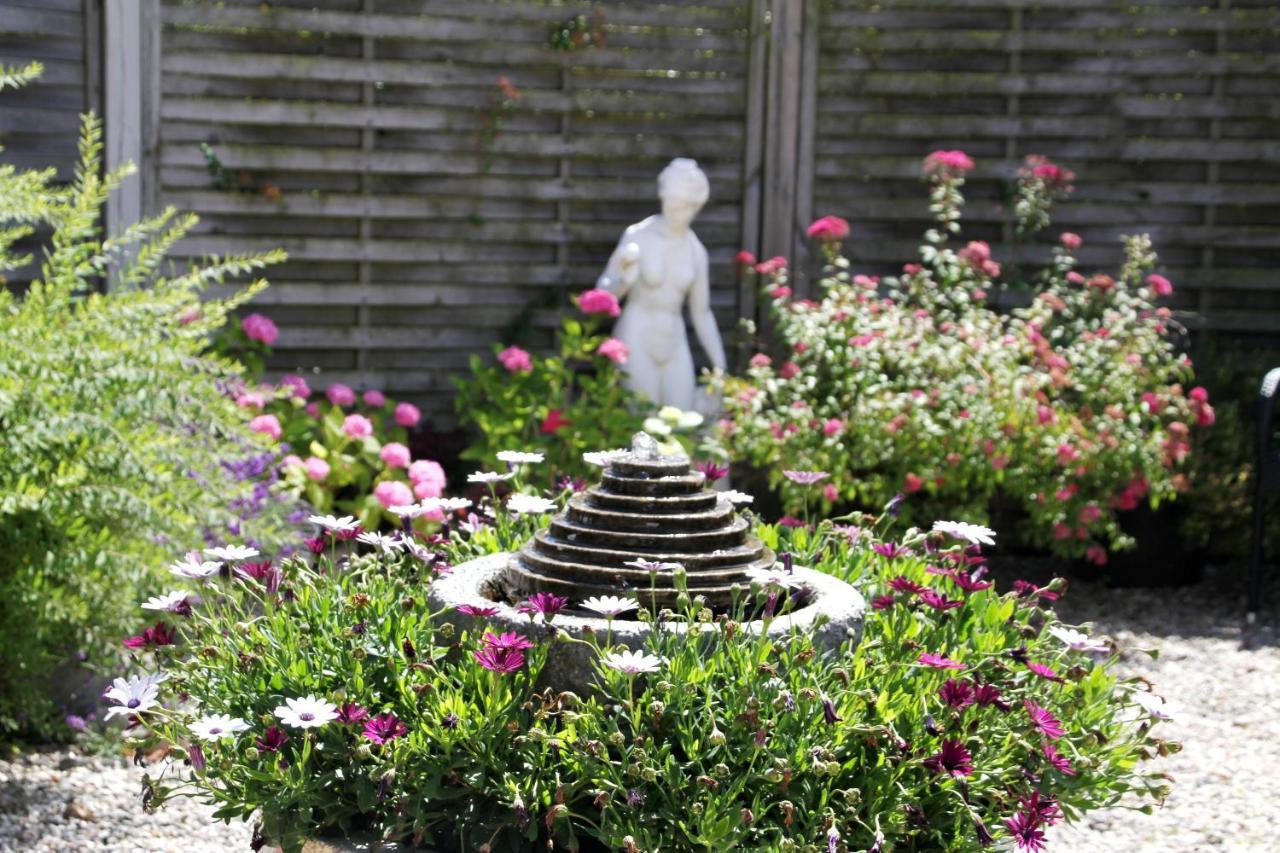Hine Bakke Bed And Breakfast Rudkøbing Buitenkant foto