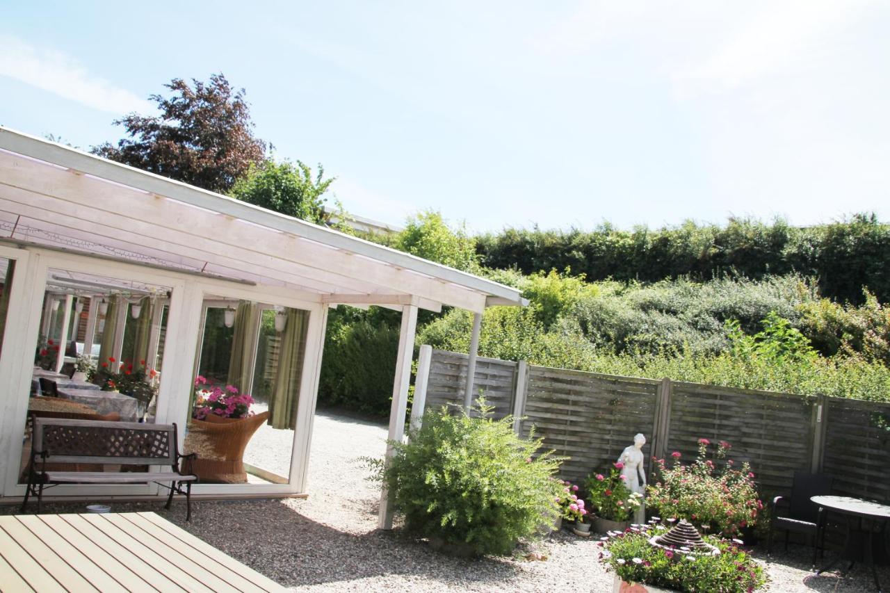 Hine Bakke Bed And Breakfast Rudkøbing Buitenkant foto